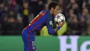 6. Neymar (Barcelona) -10 Assist. (AFP/Lluis Gene)