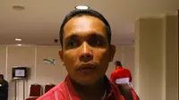 Rocky Bebena, Sekretaris tim Persipura saat hadir dalam Manager Meeting Piala Jenderal Sudirman 2015 di Hotel Atlet Century Park, Jakarta, Jumat (6/11/2015). (Bola.com/Arief Bagus)