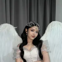 Intip pesona cantik Tiara Andini jadi malaikat bersayap di lagu terbaru (@tiaraandini)