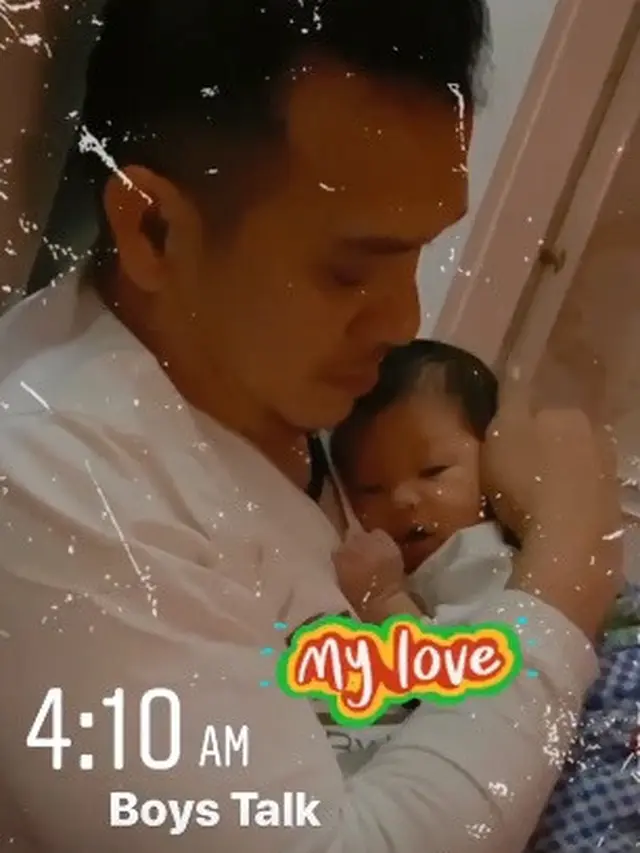 7 Momen Fadlan Muhammad dan Lyra Virna Asuh Bayinya Ini Curi Perhatian