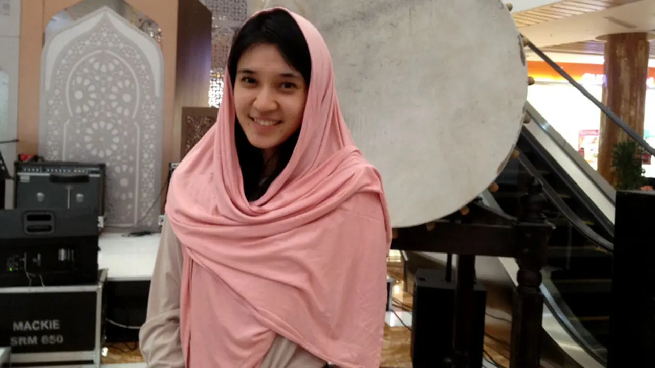 Dhini Aminarti