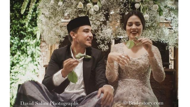 Cantiknya Raisa Jalani Ritual Adat Sunda Jelang Pernikahan Fashion Beauty Liputan6 Com