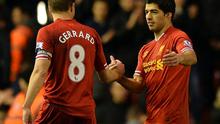 Steven Gerrard dan Luis Suarez (AFP/Paul Ellis)