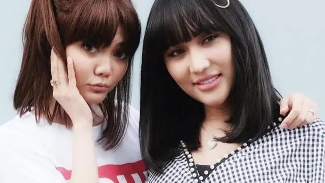 Rina Nose dan Lucinta Luna