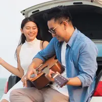 ilustrasi pasangan kencan/Mallika Home Studio/Shutterstock