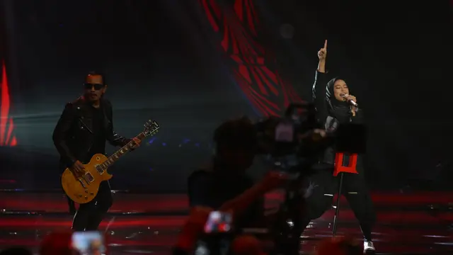 [Bintang] Kotak Band