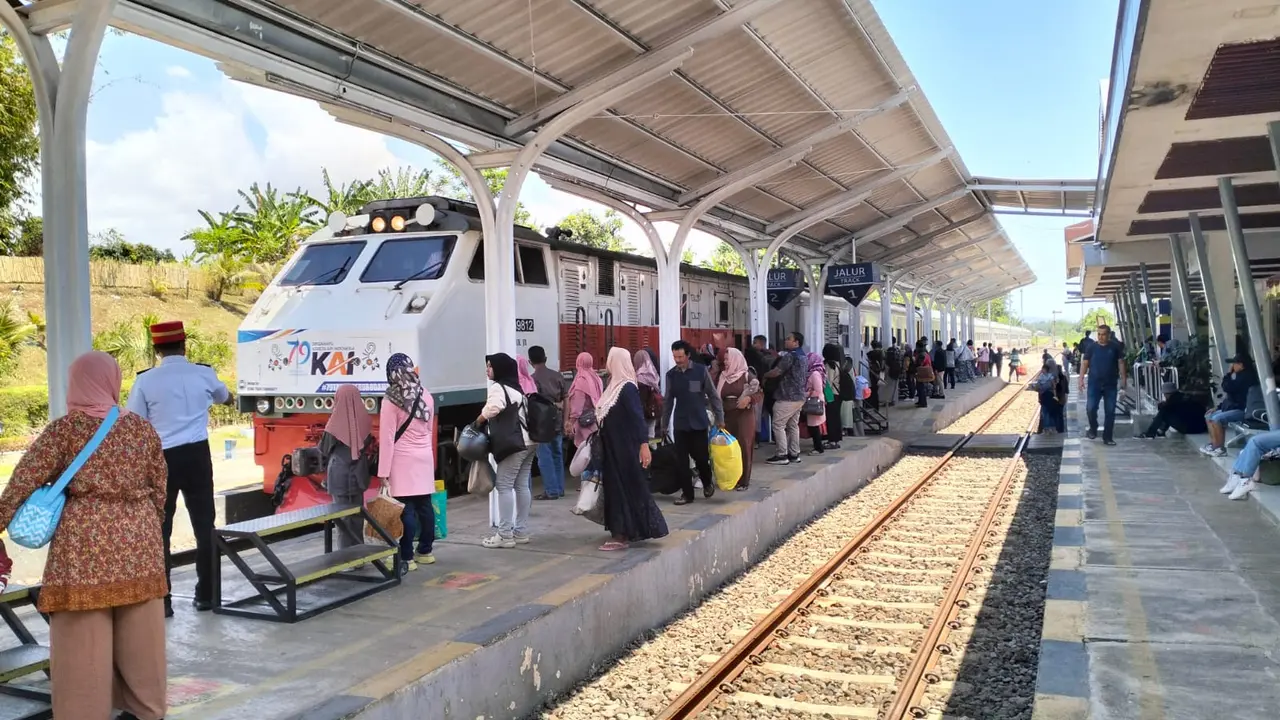 Stasiun Banyuwangi Kota, stasiun terdekat dengan lokasi Gandrung Sewu (Istimewa)