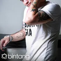 Dari sederet selebriti tanah air yang pernah ‘bergaul’ dengan narkoba, aktor Gary Iskak merupakan salah satunya. Pria yang telah keluar dari lembah narkoba ini sangat mendukung polisi untuk memberantas narkoba. (Deki Prayoga/Bintang.com)