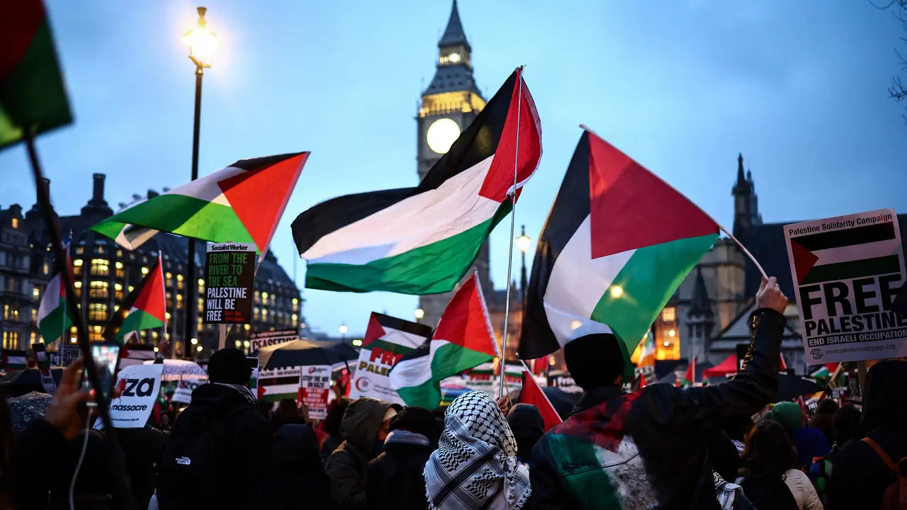 Massa Pro Palestina Desak Majelis Rendah Inggris Serukan Gencatan Senjata