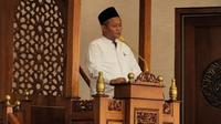 Sekretaris Jenderal Partai Golkar Muhammad Sarmuji&nbsp;menjadi khatib dalam pelaksanaan salat Idul Adha di di Masjid Ainul Hikmah, kompleks DPP Partai Golkar, Jumat (6/6/2025). (Foto:&nbsp;DPP Partai Golkar)