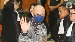 Vonis hakim ini lebih ringan dari tuntutan jaksa penuntut umum yang meminta Teddy divonis mati dalam kasus ini. (Liputan6.com/Herman Zakharia)