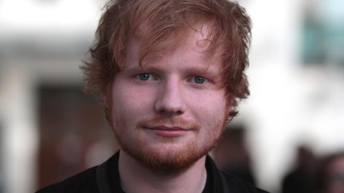 Tiket Terjual Habis, Ed Sheeran Tampil Memukau di Rogers 