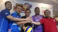 Perwakilan peserta final Proliga 2018 pada konferensi pers di Yogyakarta, Kamis (12/4/2018). (Liputan6.com/Switzy Sabandar)