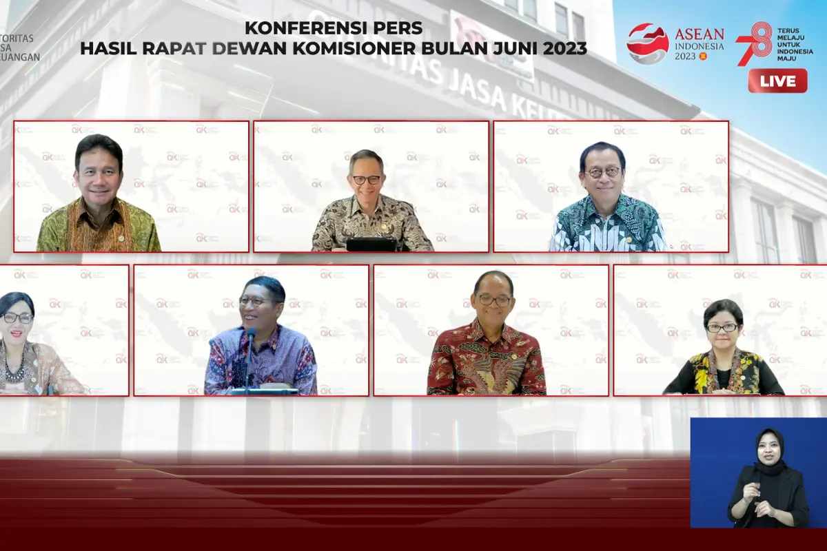Konferensi pers hasil rapat Dewan Komisioner Juni 2023, Selasa (4/7/2023). (Foto: OJK)