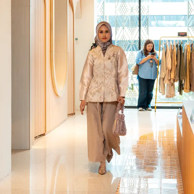 Modest Luxe