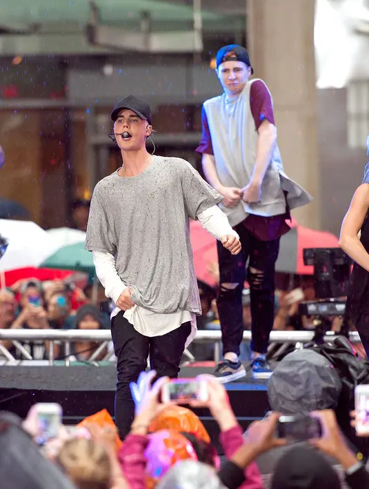 AMAs kali ini menjadi yang ke enam kalinya bagi Justin. Tersiar kabar tahun ini Justin masuk dalam lima nominasi. (AFP/Bintang.com)