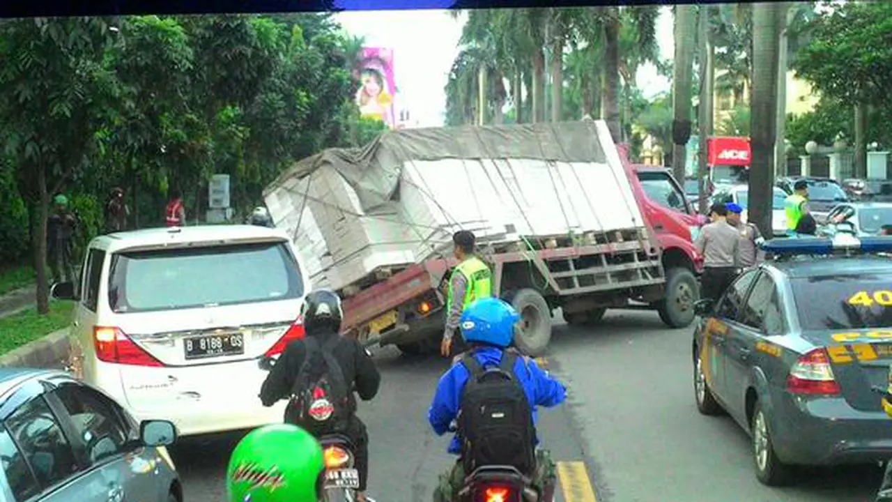 Kecelakaan Truk
