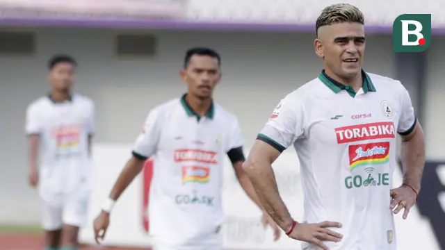 Persita Tangerang VS PSS Sleman