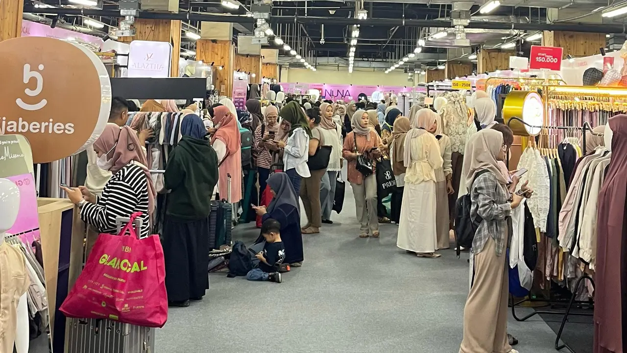 Trik Belanja Baju Lebaran Anti Boncos di Bazaar Brand Lokal
