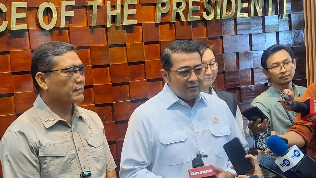 Menteri Ekonomi Kreatif (Ekraf) Teuku Riefky Harsya mengatakan kementeriannya siap memberikan pelatihan memasak kepada juru masak program makan bergizi gratis.