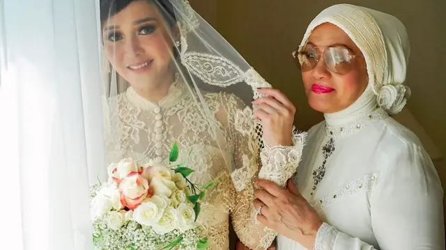 6 Potret Maia Estianty Pakai Kebaya, Tampil Anggun dan Memesona