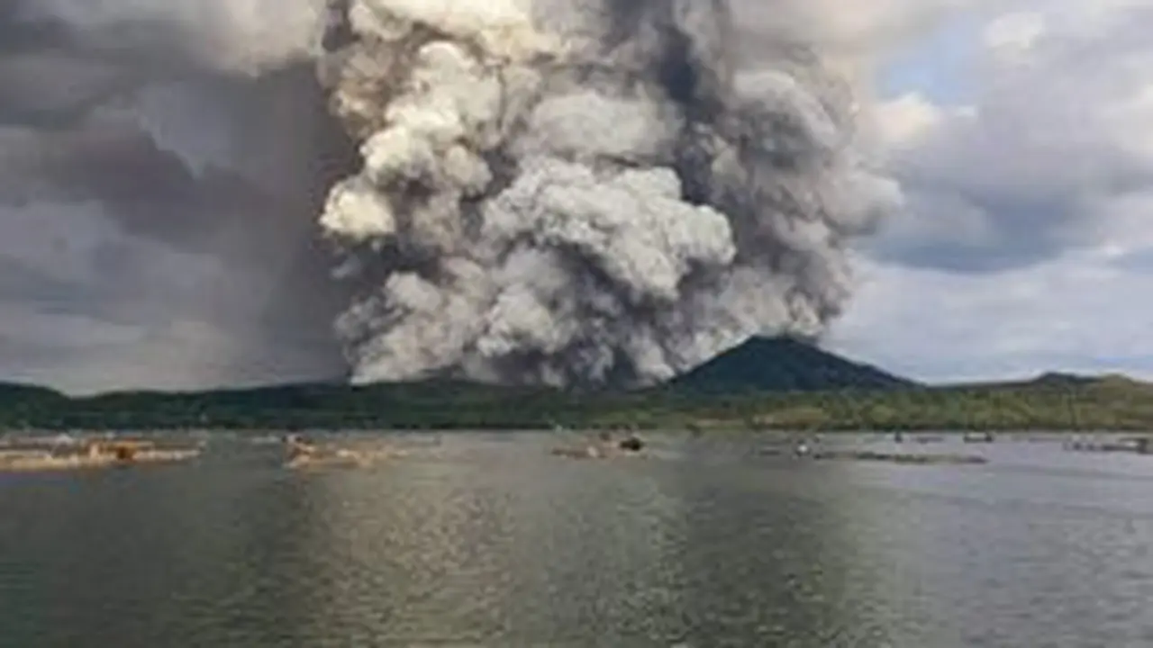 Gunung Taal