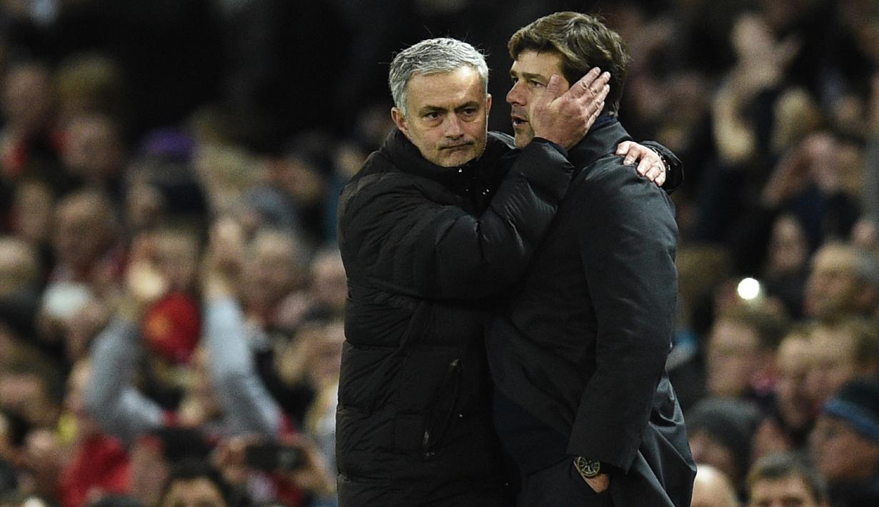 Tottenham bergerak cepat mencari pengganti Mauricio Pochettino. Pada Rabu siang WIB (20/11/2019), kepastian Jose Mourinho jadi pelatih anyar Spurs resmi dirilis. (AFP/Oli Scarff)