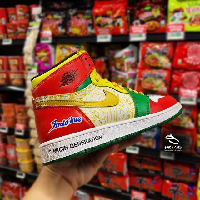 Tebak Harga Sneakers Nike Air Jordan 1 Berdesain Logo Indomie Lifestyle Liputan6 Com