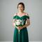 Model Baju Bridesmaid Emerald Green/ Ilustrasi AI