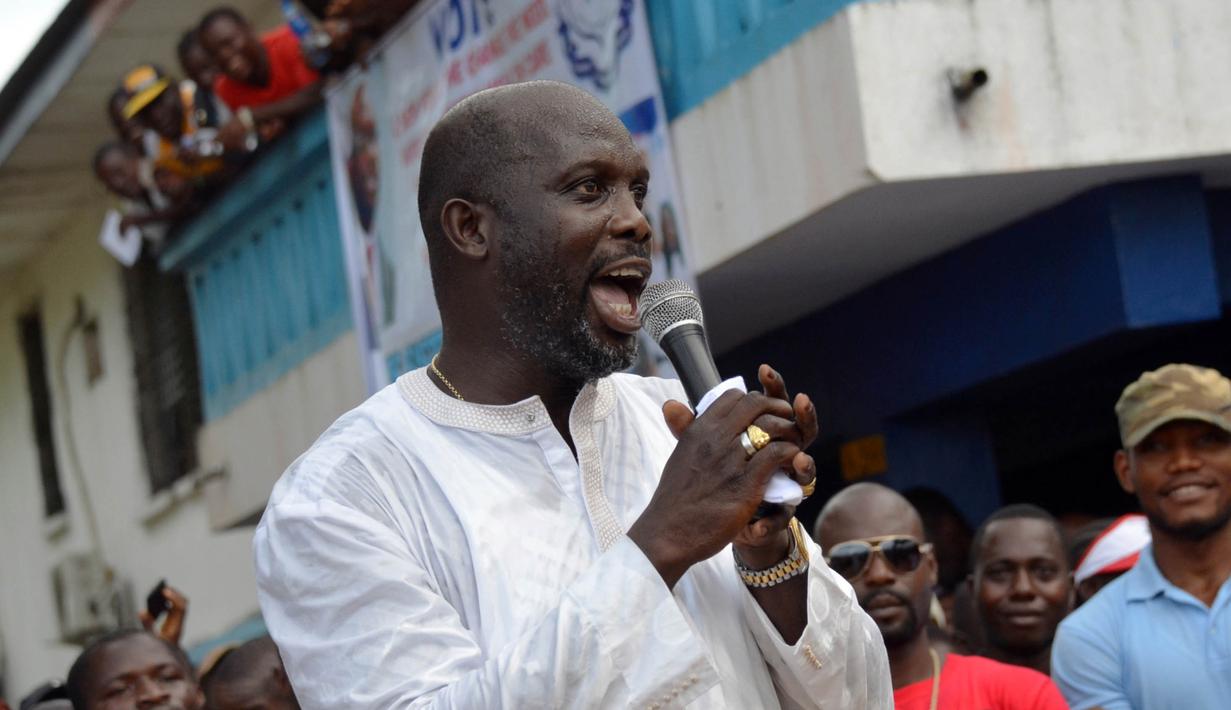 Kekalahan tersebut tidak membuat George Weah kapok untuk berkarier di bidang politik. Pria 51 tahun itu kembali memutuskan untuk kembali mencalonkan diri sebagai presiden Liberia. (AFP/Zoom Dosso)