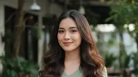 7 Model Rambut Wanita Panjang Bergelombang, Cocok untuk Berbagai Bentuk Wajah