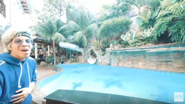 7 Potret Rumah Mewah Denny Cagur Ada Lift Dan Kolam Renang Ala Waterboom Hot Liputan6 Com
