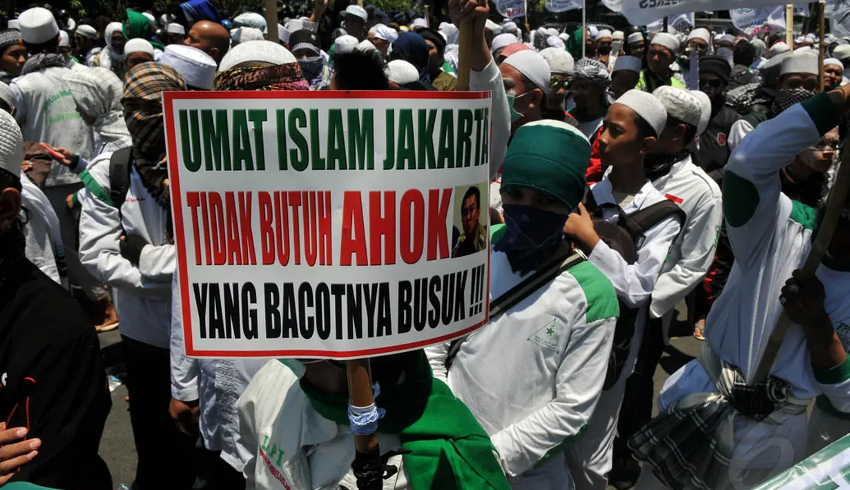 Aksi tersebut dilakukan untuk menolak Basuki Tjahaja Purnama atau Ahok menjadi Gubernur DKI Jakarta, (24/9/14). (Liputan6.com/Johan Tallo)