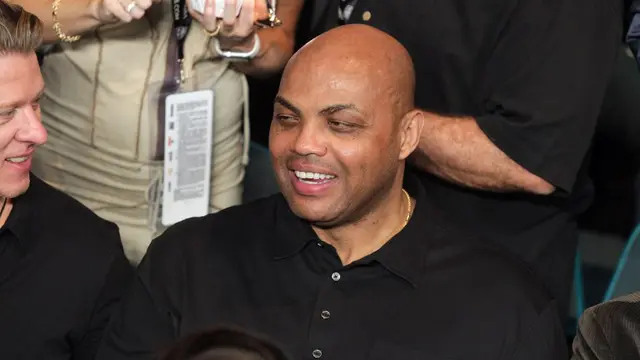 Charles Barkley Nonton Floyd Mayweather vs Manny Pacquiao (AFP)