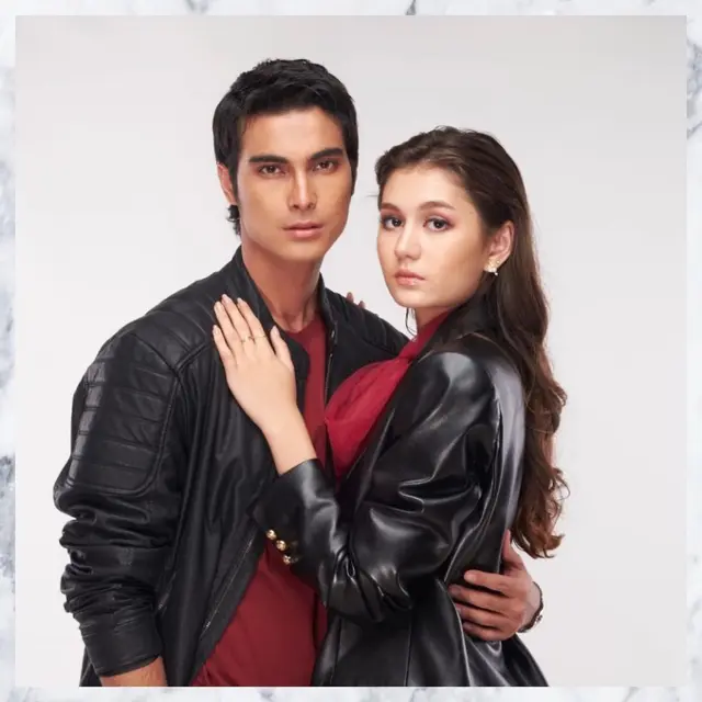 Semakin Dekat, Ini 6 Potret Cinta Brian dan Zoe Abbas Pakai Baju Warna Senada