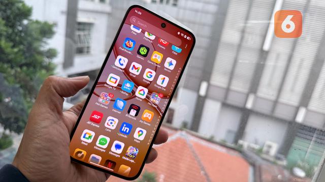 Bagian depan Realme 15T dengan layar AMOLED 6,57 inci. Liputan6.com/Iskandar