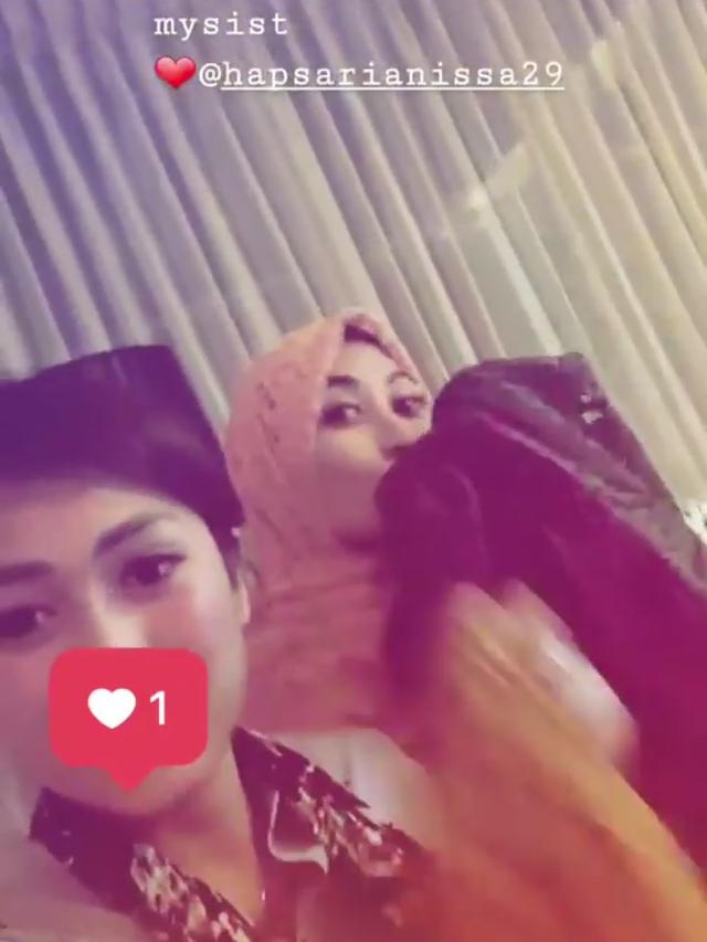 Annisa Trihapsari dan Novita Petria