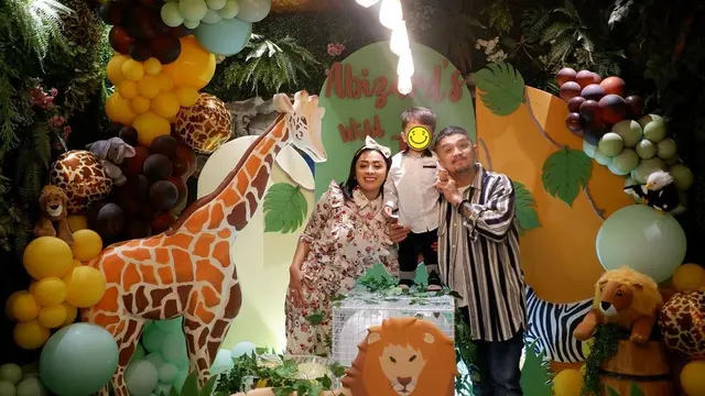 Momen Selvi Kitty Rayakan Ultah Anak Sekaligus Anniversary yang Ke-3, Meriah. (Sumber: Instagram/selvikitty dan Instagram/ranggailham)