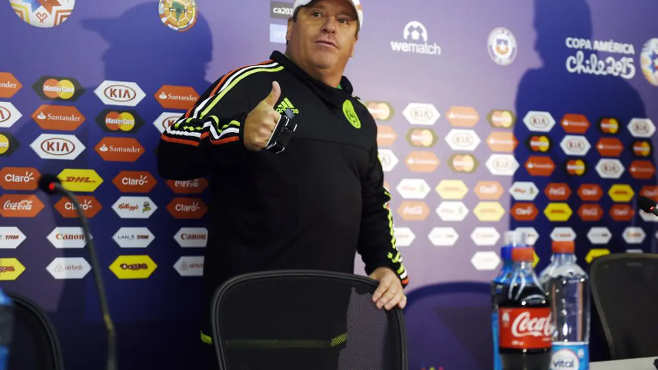 Miguel Herrera (AFP PHOTO/JUAN BARRETO)