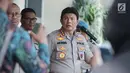 Wakapolri Komjen Ari Dono Sukmanto memberi penjelasan terkait kondisi Palu pascagempa dan tsunami di Jakarta, Selasa (2/10). Polisi mengatakan akan menindak warga yang mengambil uang dan barang-barang berharga lain. (Liputan6.com/Faizal Fananai)