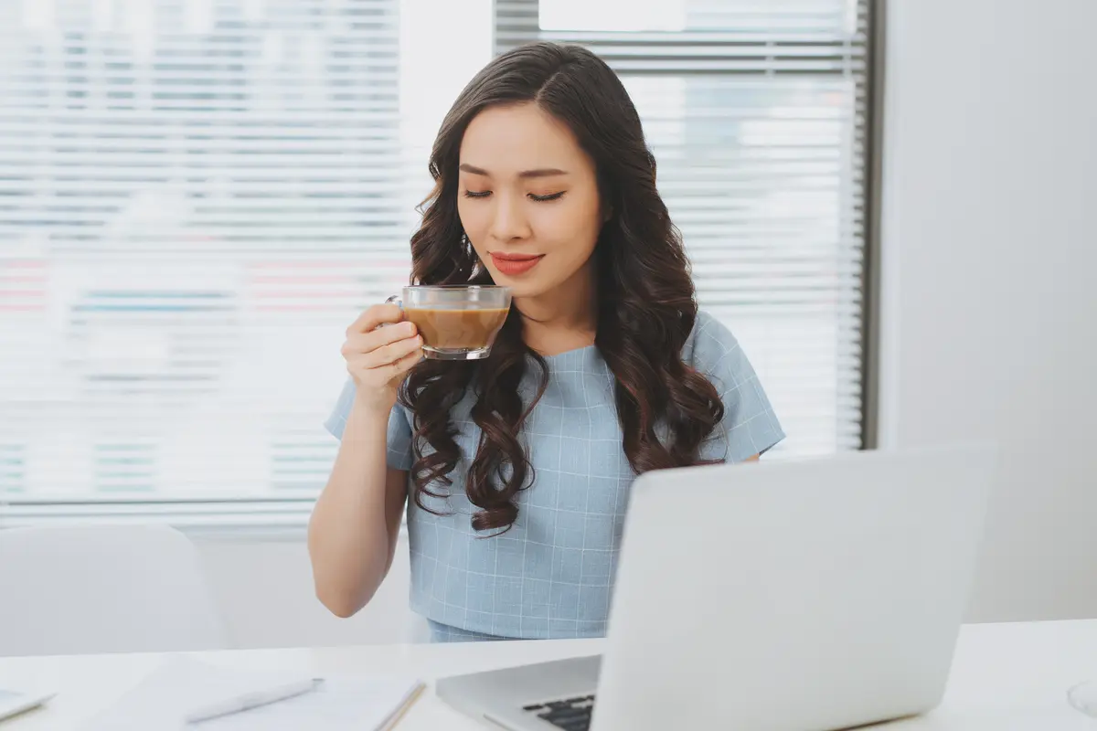 minum kopi