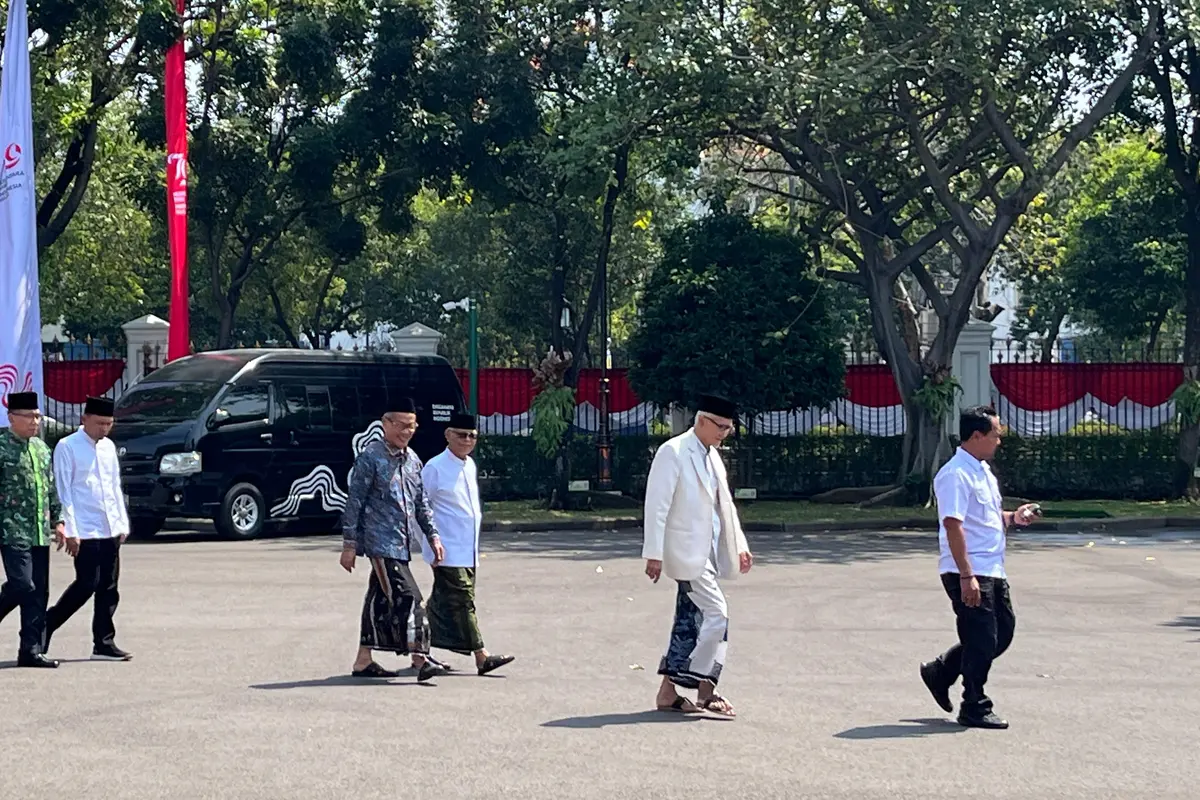 Presiden Jokowi menerima kunjungan Ketua Umum Pengurus Besar Nahdlatul Ulama (Ketum PBNU) Yahya Cholil Staquf Istana Kepresidenan Jakarta, Kamis (22/8/2024).