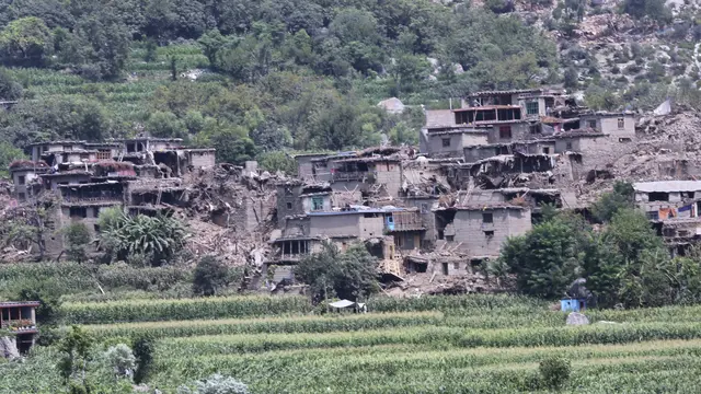 Operasi Penyelamatan Korban Gempa Afghanistan Terus Berjalan
