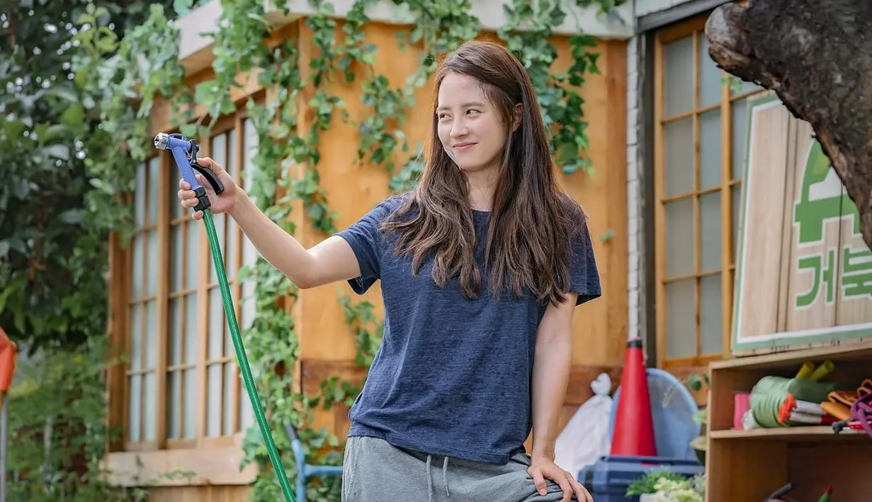 Tentu saja ini akan menjadi salah satu drama yang wajib banget kamu tonton di bulan ini. (Soompi)