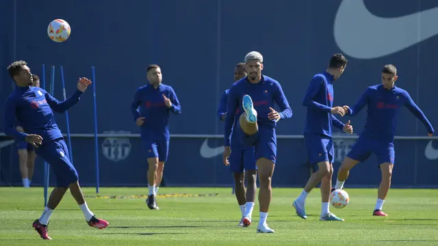 Latihan Barcelona Jelang Vs Real Madrid di Copa Del Rey
