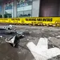Tim Labfor Polda Jatim olah TKP kebakaran Tunjungan Plaza Surabaya. (Dian Kurniawan/Liputan6.com)