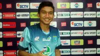 Dendy Sulistiawan (Persela) bicara peluangnya masuk seleksi Timnas Indonesia. (Bola.com/Fahrizal Arnas)