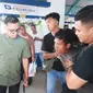 IS (23), suami yang tega menikam istrinya hingga tewas dengan menggunakan sikat gigi.&nbsp;Peristiwa memilukan itu terjadi di rumahnya di daerah Tanjung Batu Kota Kundur, Karimun, Kepulauan Riau (Kepri). (Merdeka.com/Bachtiarudin Alam)