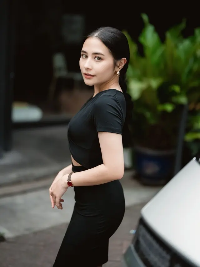 Prilly Latuconsina (Instagram/prillylatuconsina96)