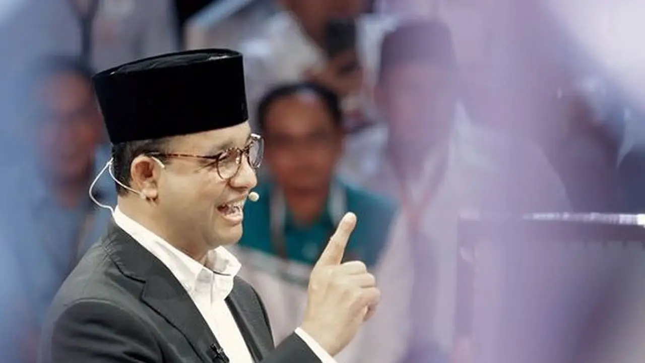 Beda Gaya Capres saat Debat Pilpres Pertama